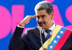 Maduro acusa a EU de querer derrocarlo con despliegue naval en el Caribe