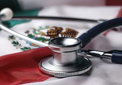 Empresas han incumplido en abasto de medicamentos: Sheinbaum