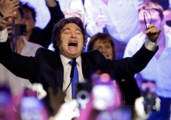 Sorpresiva y contundente victoria de Milei; voto de confianza al gobierno