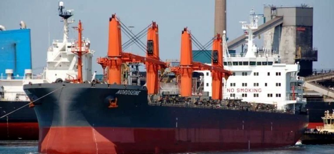Detención de buque en Guaymas “para tomar muestras”; igual ocurre en Topolobampo