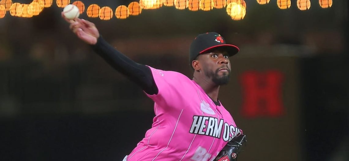 Con gran pitcheo de Touki Toussaint los Naranjeros se imponen a Obregón