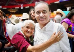 Gobernador Durazo consolida modelo de atención digna para personas mayores
