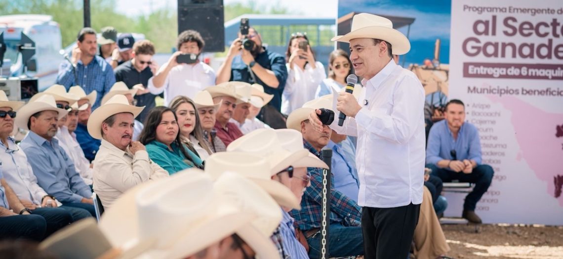Alfonso Durazo beneficia a pequeños y medianos ganaderos sonorenses