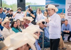 Alfonso Durazo beneficia a pequeños y medianos ganaderos sonorenses