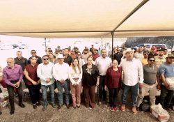 Entrega Ayuntamiento de Guaymas uniformes a personal de Servicios Públicos Municipales