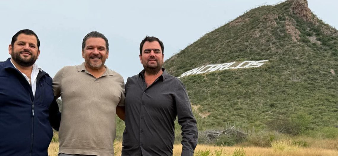 Concluyen restauración de letras monumentales de San Carlos