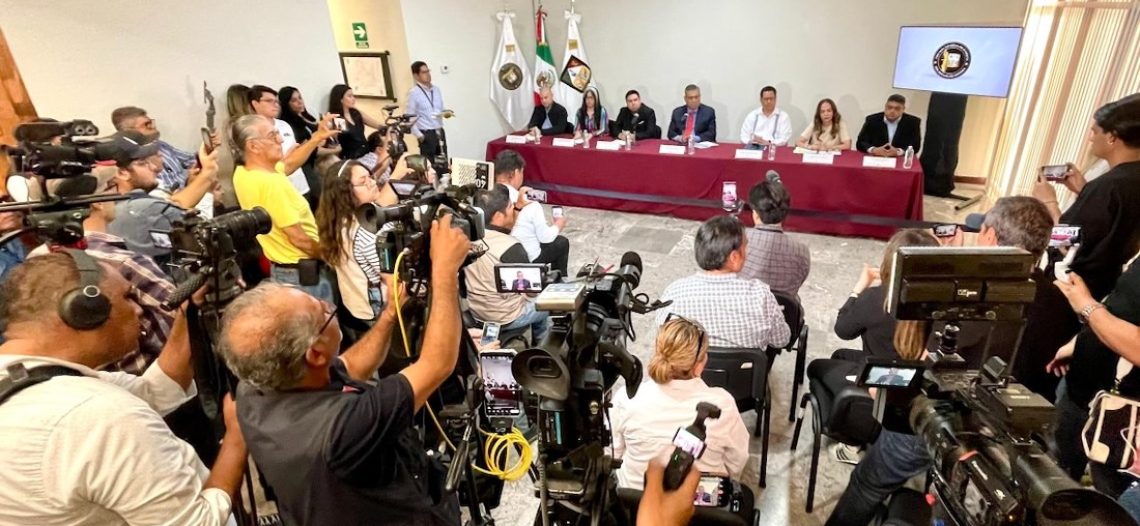 Fiscalía llamará a comparecer a servidores públicos tras incendio en Waldo’s