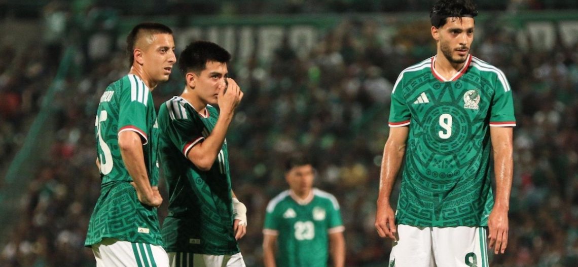 México pierde contra Paraguay y suma 6 partidos sin conocer la victoria