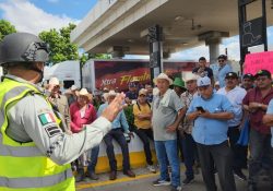 Productores de organizaciones agrícolas toman las casetas en Sinaloa