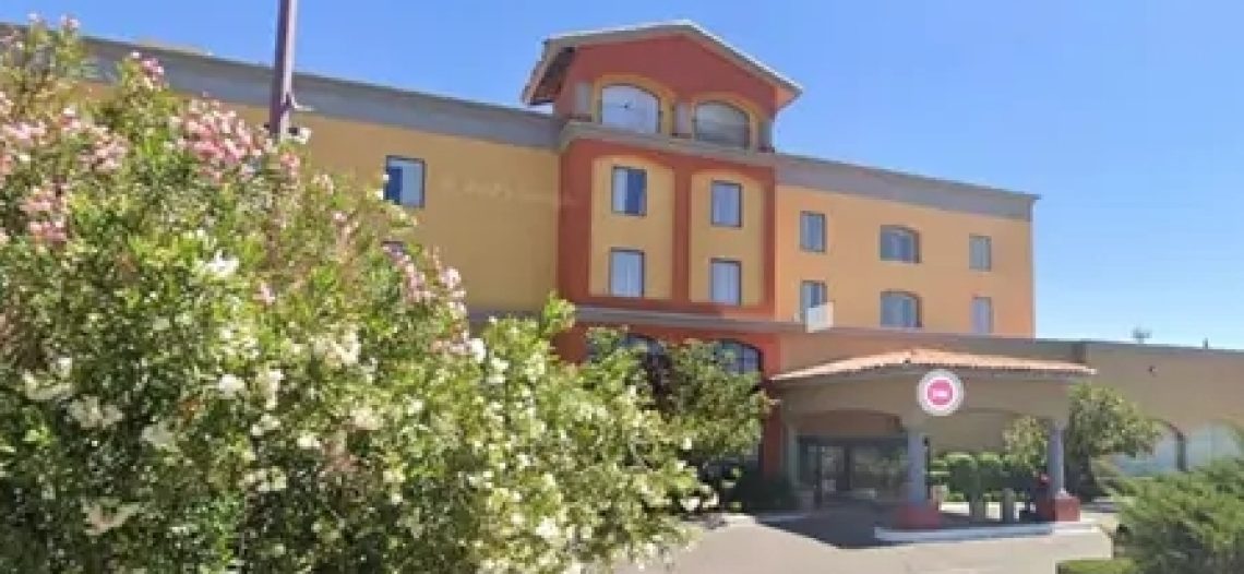 Se intoxican menores guaymenses en el hotel Fiesta Inn Nogales; falló la calefacción