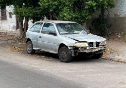 Talleres mecánicos siguen adueñándose de las calles en Guaymas
