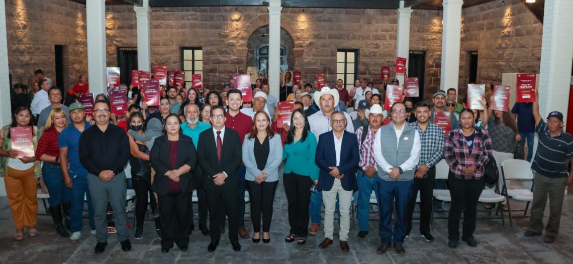 Entrega el Ayuntamiento de Guaymas títulos de propiedad