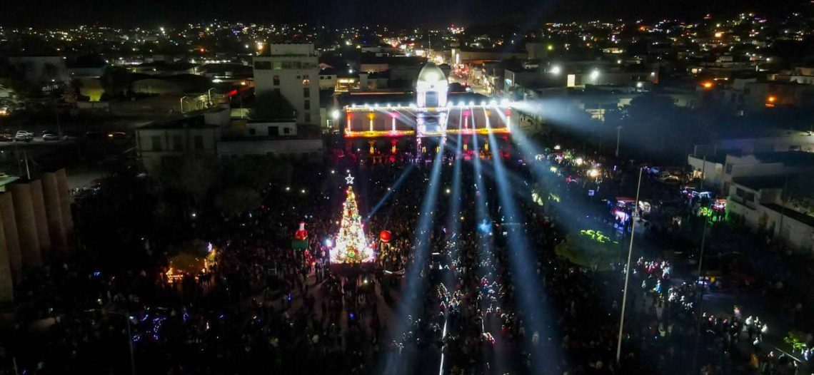 Inician actividades navideñas con gran participación