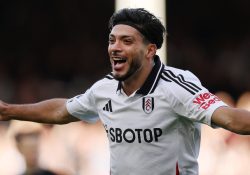 Raúl Jiménez alcanza marca histórica en penaltis en la Premier League