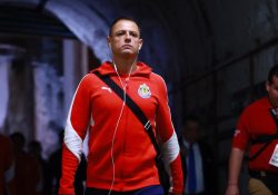 Javier Hernández no seguirá en Chivas; analiza ofertas para su futuro