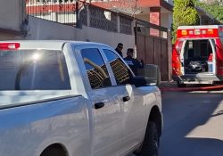 Hallan cuerpo de mujer en vía pública de Guaymas