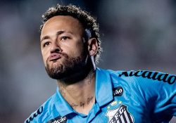 Neymar se viste de héroe y aleja a Santos del descenso en el Brasileirao