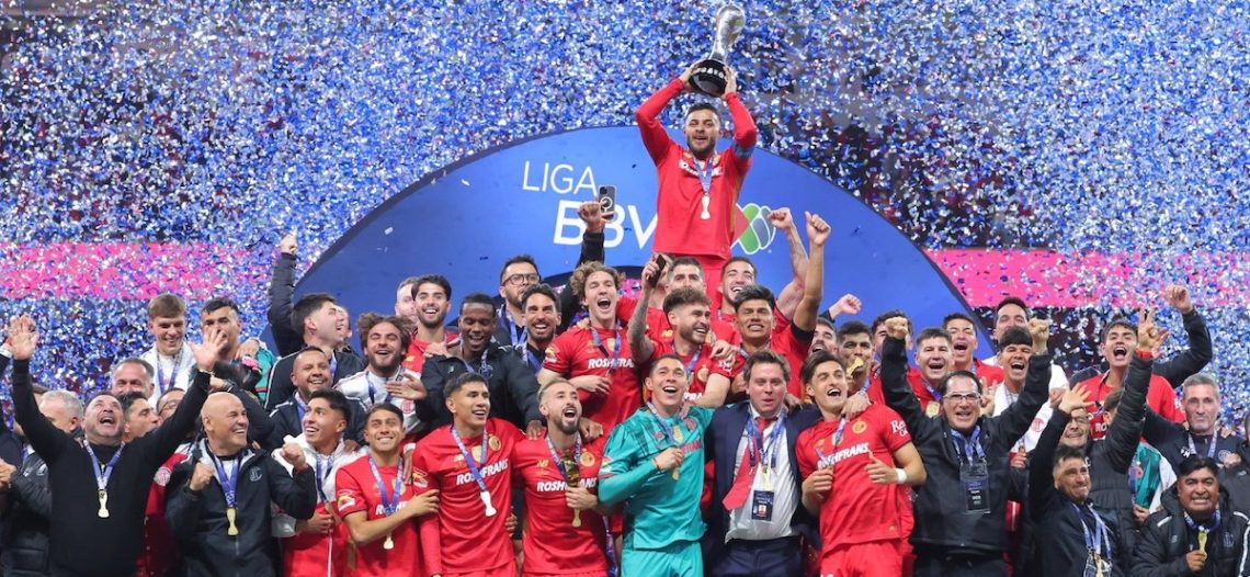 Toluca es bicampeón de Liga MX tras vencer a Tigres con penales cardíacos