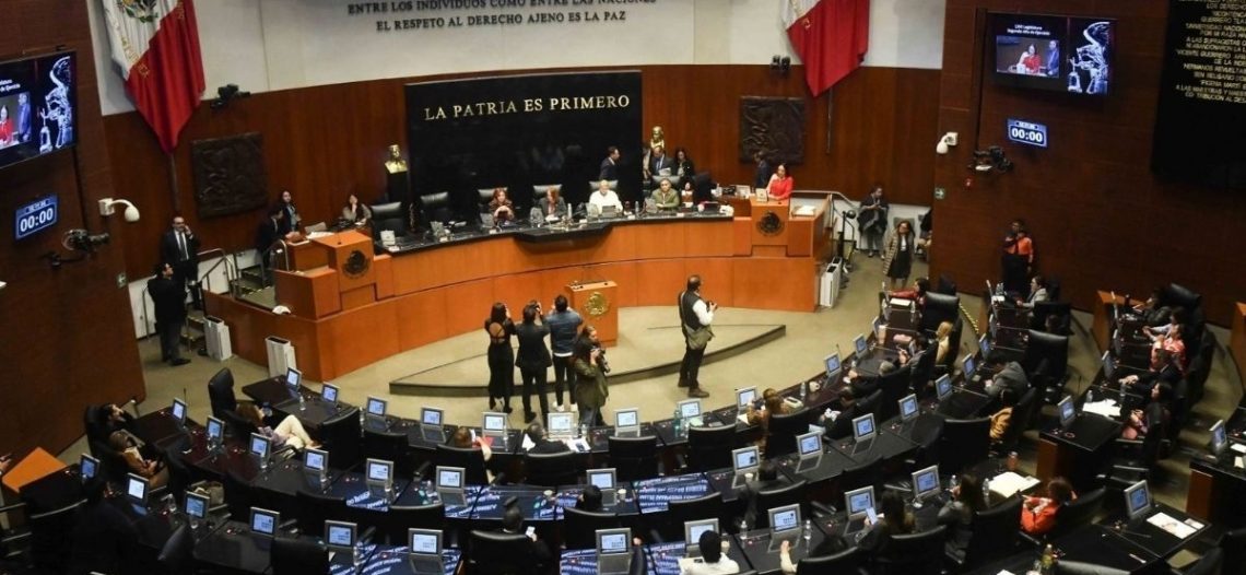 Senado recibe 43 solicitudes de aspirantes a encabezar la FGR