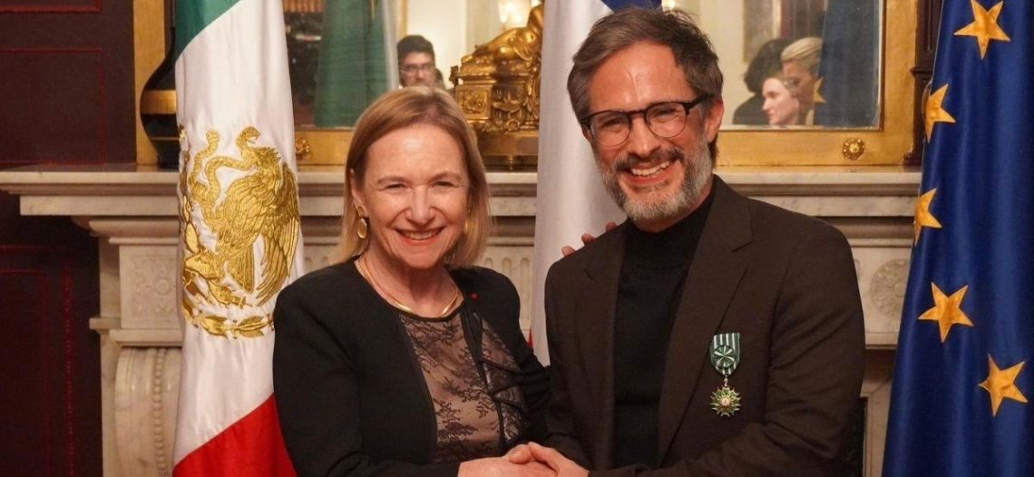 Gael García Bernal es distinguido por Francia por su carrera en el cine