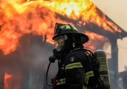 Chile declara estado de catástrofe por incendios; al menos 16 muertos