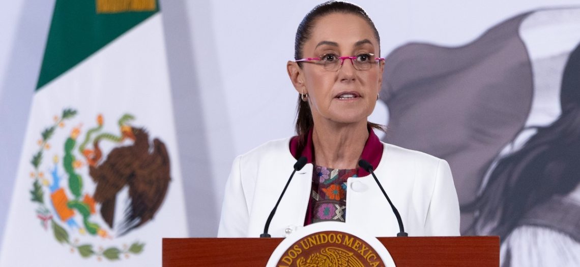 No sirve de nada más violencia, responde Claudia Sheinbaum a Trump