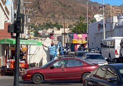 Se despide el tradicional mercado navideño de Guaymas