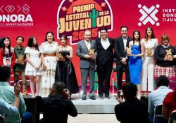 Gobernador encabeza entrega del Premio Estatal de la Juventud 2025