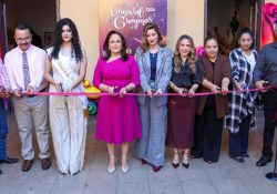 Ayuntamiento de Guaymas inaugura exposición “Bastones carnestolendos”