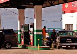 Gasolina China llega a Cuba para mipymes a precios más altos que en México