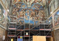 La Capilla Sixtina inicia limpieza profunda del Juicio Final tras 30 años sin restauración