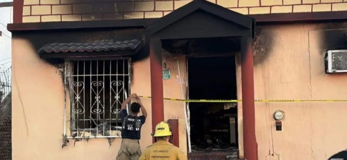 Muere hombre tras incendio por explosión de gas en Guaymas