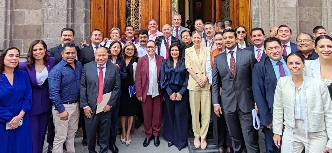 Cita Claudia Sheinbaum a alcaldes de los municipios más violentos de México