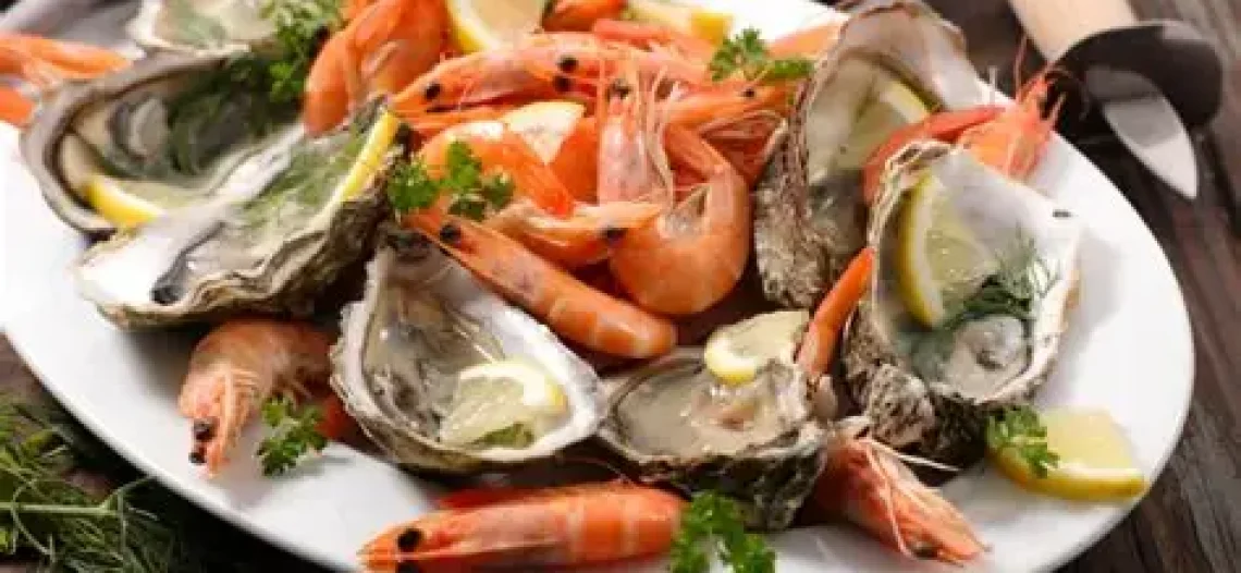 Profeco advierte riesgos de intoxicación por consumo de mariscos en temporada de Semana Santa