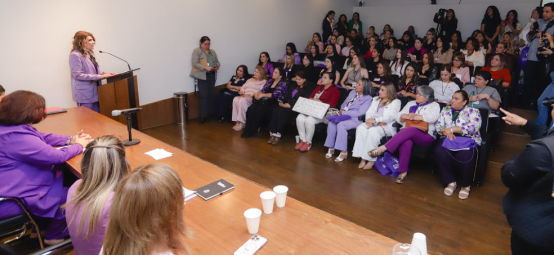 Celebra Congreso de Sonora Octavo Parlamento de las Mujeres Sonorenses