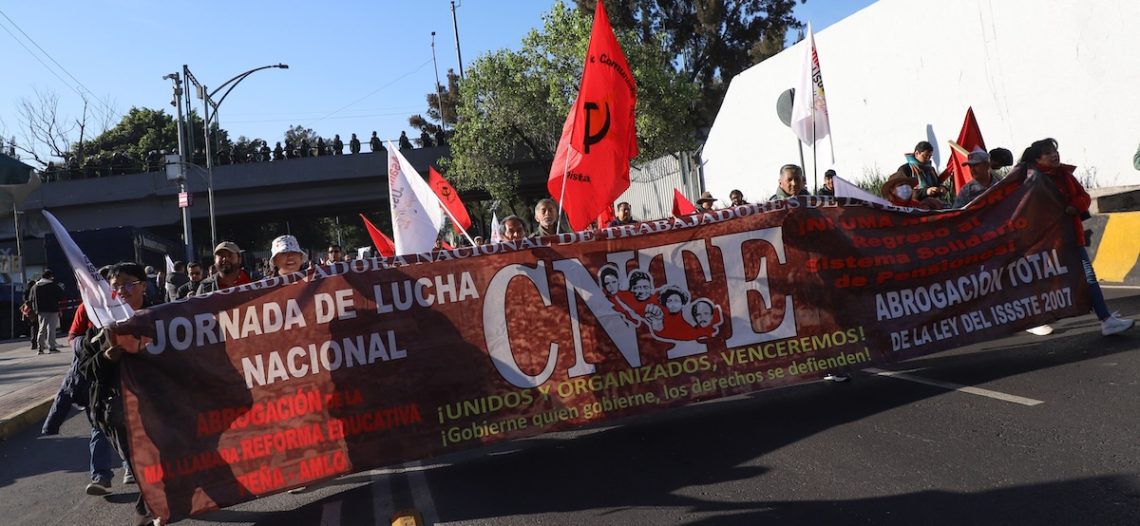 CNTE amaga con nuevo paro indefinido si no se atienden demandas