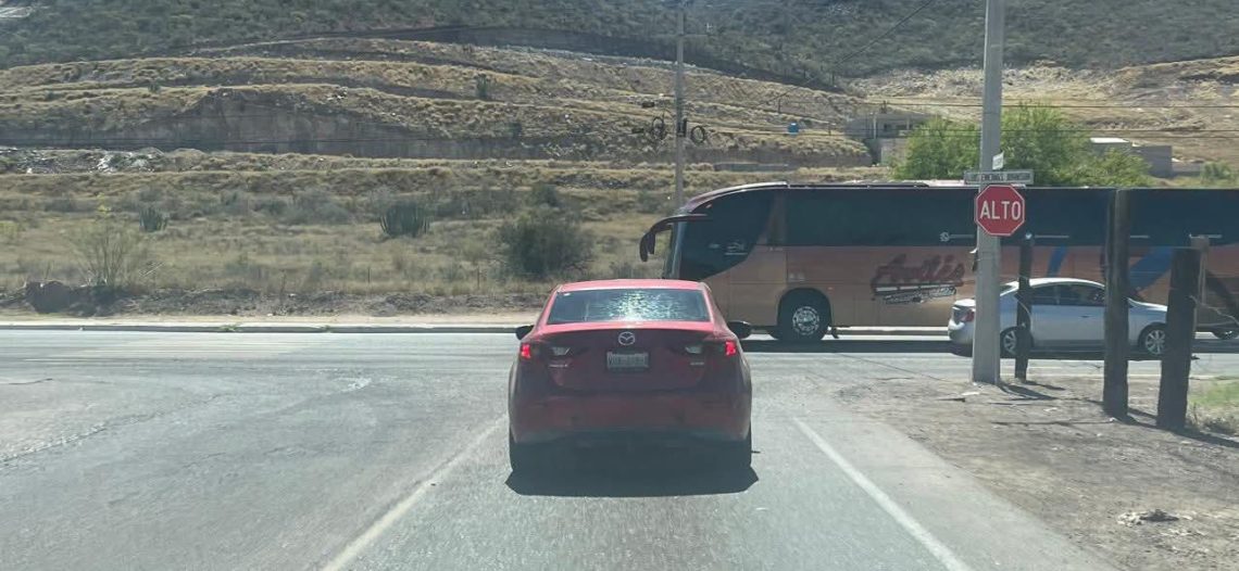 Piden semáforo en cruce peligroso de Miramar