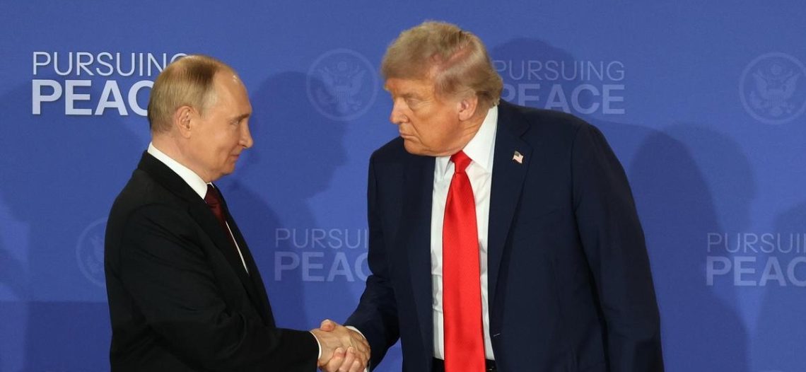 Trump conversa con Putin sobre propuestas para poner fin a guerra con Irán