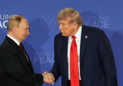 Trump conversa con Putin sobre propuestas para poner fin a guerra con Irán