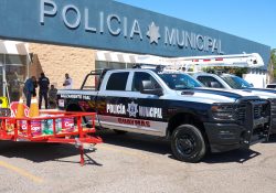 Entregan uidades para balizamiento a Seguridad Pública y Tránsito Municipal