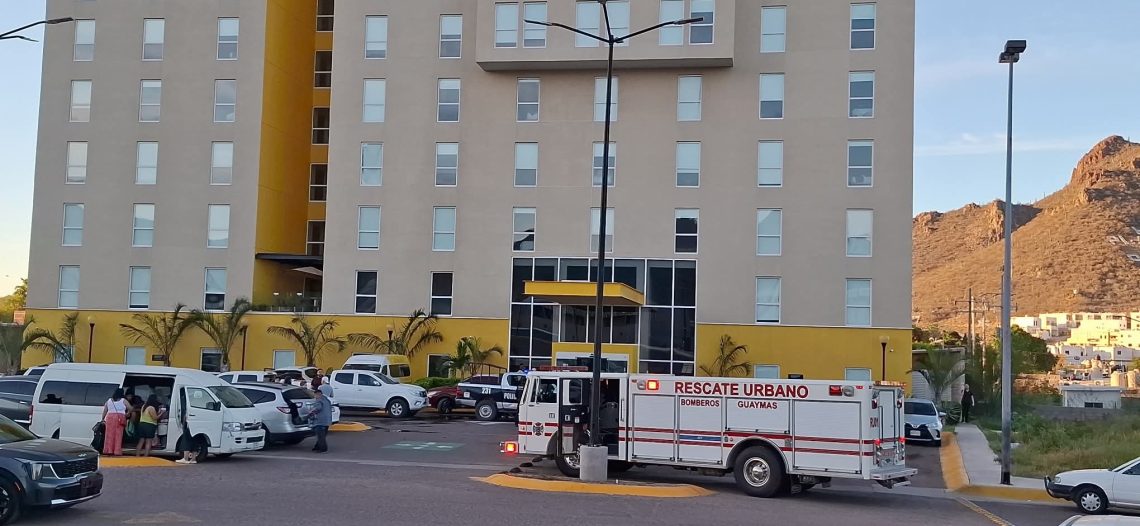 Clausuran hotel City Expréss tras activación de sistema contra incendio