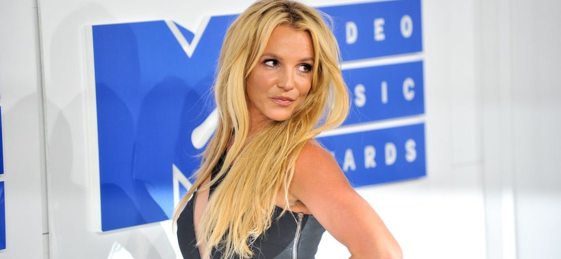 Britney Spears ingresa a centro de rehabilitación por abuso de sustancias