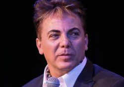 Cristian Castro cumple un sueño: termina la prepa y piensa en la universidad