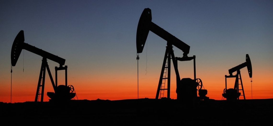Irán suspende las exportaciones de petroquímicos hasta nuevo aviso