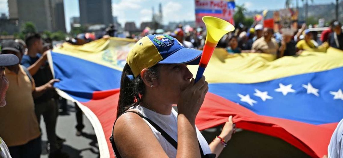 Banco Mundial y FMI restablecen relaciones con Venezuela