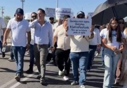 Piden justicia para niño fallecido por olvido en vehículo de su madre