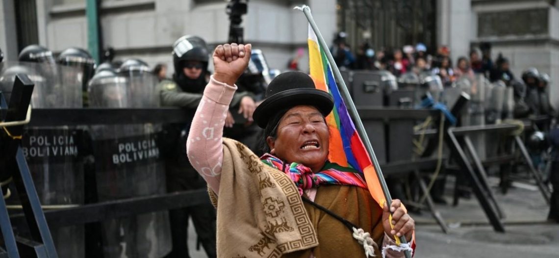 «Esto está llegando al límite», advierte a manifestantes el presidente de Bolivia