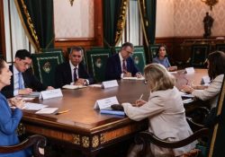 Sheinbaum se reúne con titular del BEI para revisar acuerdos con la UE