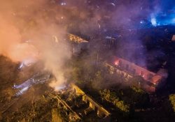 Explota planta de pirotecnia en China; deja 26 muertos y 61 heridos