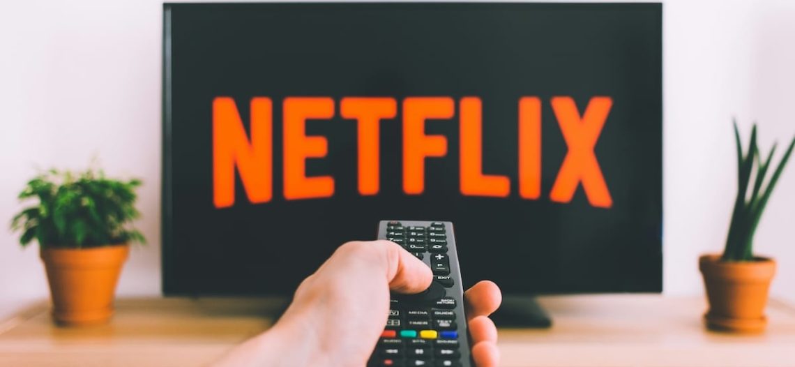 Texas demanda a Netflix por uso indebido de datos y diseño presuntamente adictivo